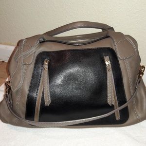 Aleanto satchel